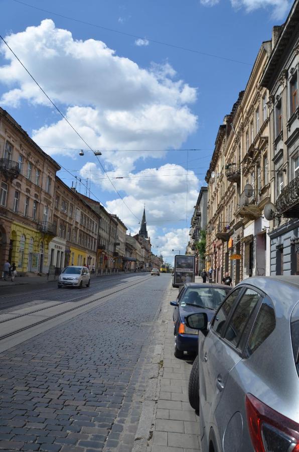 Apartment Жд Вокзал, Центр Lviv Bagian luar foto