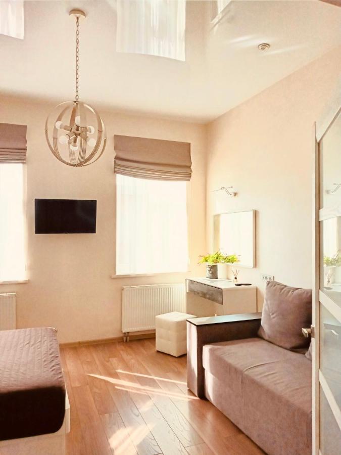 Apartment Жд Вокзал, Центр Lviv Bagian luar foto